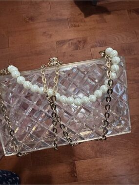 Clear Crystal-Effect Pearl Handle Shoulder Bag
